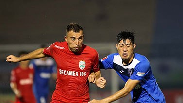 Loại B.Bình Dương, Than Quảng Ninh đối đầu Hà Nội T&T tại Chung kết Cúp QG 2016