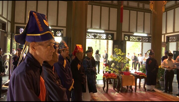 Huế: Lễ hội đền Huyền Trần công chúa tổ chức trang trọng tại núi Ngũ Phong