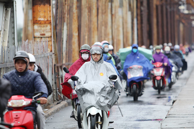 Bắc Bộ đón đợt rét tăng cường, 2 cơn bão nối đuôi nhau vào Biển Đông