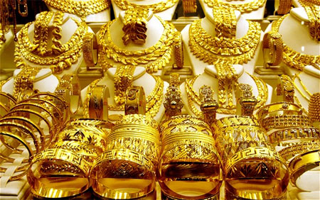 Giá vàng hôm nay 3/8 đang đứng tại mức 1.365,09 USD/ounce