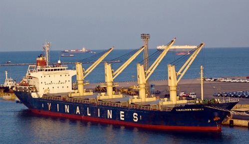 Yêu cầu Vinalines dừng 3 dự án đóng tàu và xử lý nợ theo giải pháp giống Vinashin