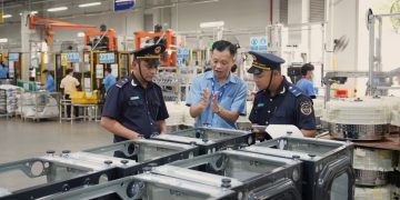 Cải cách hành chính, đơn giản hóa thủ tục hải quan, tạo thuận lợi cho hoạt động thương mại năm 2023.