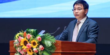 Bộ trưởng GTVT hạ quyết tâm tới năm 2025, miền Trung có thêm 1.200 km cao tốc