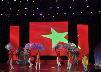 Tỏa sáng cùng sân chơi lớn “Đức – Trí – Thể – Mỹ” Miss & Mister DUE của Đại học Kinh tế – Đại học Đà Nẵng