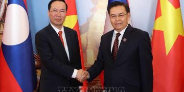 Chủ tịch nước Võ Văn Thưởng hội kiến Thủ tướng, Chủ tịch Quốc hội Lào
