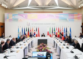 Thủ tướng đề nghị các nước G7 hỗ trợ Việt Nam phát huy tiềm năng, lợi thế, trở thành một trung tâm năng lượng tái tạo khu vực