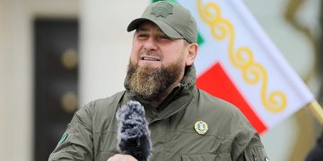 Đặc nhiệm Akhmat thuộc Quân đội Chechnya được lệnh triển khai đến biên giới với Ukraine