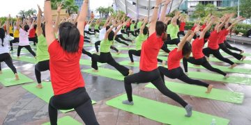 Hưởng ứng Ngày Quốc tế Yoga lần IX:  Ngày hội Yoga tại Công viên APEC Đà Nẵng