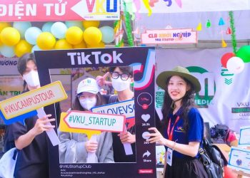 Một trợ giảng trẻ, cựu sinh viên VKU xuất sắc, nhận học bổng toàn cầu của Chính phủ Hàn Quốc