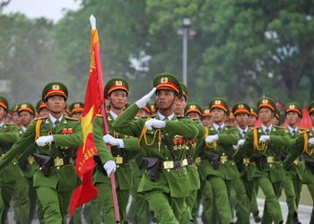 Kỷ niệm 61 năm ngày Truyền thống Lực lượng CSND: Lực lượng Cảnh sát Nhân dân phát huy truyền thống vẻ vang “Mưu trí, dũng cảm, vì nước, vì dân, quên thân phục vụ”