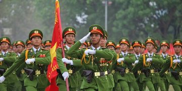 Kỷ niệm 61 năm ngày Truyền thống Lực lượng CSND: Lực lượng Cảnh sát Nhân dân phát huy truyền thống vẻ vang “Mưu trí, dũng cảm, vì nước, vì dân, quên thân phục vụ”