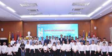 Một năm học, trường Đại học Bách khoa, Đại học Đà Nẵng tổ chức liên tiếp 2 đợt hội nghị sinh viên nghiên cứu khoa học
