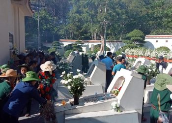 Trang nghiêm Lễ giỗ 10 nữ liệt sĩ thanh niên xung phong Ngã ba Đồng Lộc