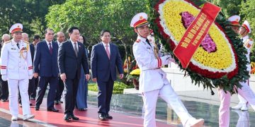 Lãnh đạo Đảng, Nhà nước tưởng niệm các Anh hùng liệt sĩ