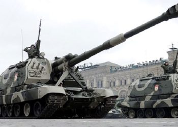 Quân đội Nga tiếp nhận hệ thống pháo tự hành “”thần sấm” Msta-S