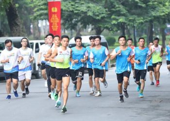 Thể hiện tình yêu Tổ quốc bằng những bước chân tình nguyện