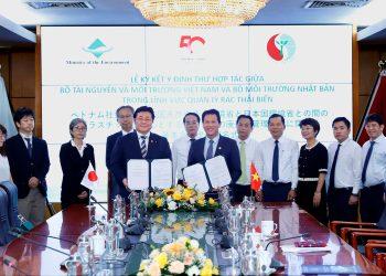 Bộ Môi trường Nhật Bản ký kết Ý định thư hợp tác quản lý rác thải biển với Bộ Tài nguyên và Môi trường Việt Nam