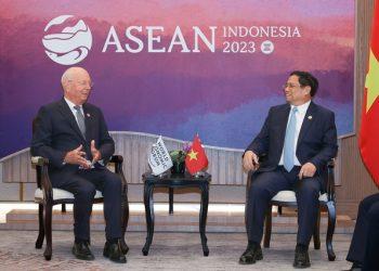 Chủ tịch WEF đánh giá cao những thành tựu phát triển kinh tế – xã hội của Việt Nam