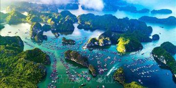 Vịnh Hạ Long, Quần đảo Cát Bà được UNESCO công nhận là Di sản Thiên nhiên thế giới