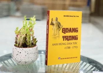 Ra mắt cuốn sách Quang Trung – Anh hùng dân tộc (1788-1792)