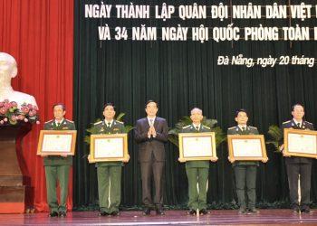 Lãnh đạo thành phố Đà Nẵng gặp mặt cán bộ Quân đội nghỉ hưu