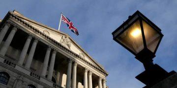 Vụ bê bối tư pháp liên quan đến bưu điện khiến chính phủ ở London chịu áp lực