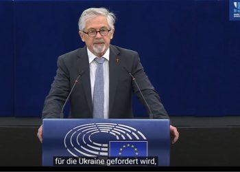 Nghị sĩ Nghị viện châu Âu người Đức yêu cầu câu trả lời về cái chết của nhà báo Mỹ Lira ở Ukraine
