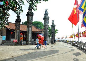 Đình Chèm, nơi thờ Đức Thánh Chèm họ Lý