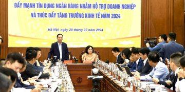 Ngân hàng tiếp tay cho bảo hiểm, hàng ngàn tỉ đồng của người dân bị mất trắng