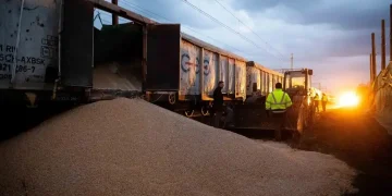 Ukraine đòi bồi thường ngũ cốc, Ba Lan cân nhắc đóng cửa tạm thời biên giới