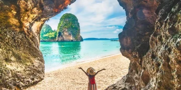 6 bãi biển bãi biển đẹp nhất Đông Nam Á