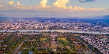 Huế trong lịch sử dân tộc và mối tương quan  Huế – Hà Nội – Sài Gòn