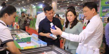 Sôi nổi phong trào “Người Việt Nam ưu tiên dùng hàng Việt Nam” ở Quảng Ninh