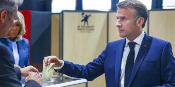 Liên minh cánh tả Mặt trận bình dân mới (NFP) thắng bầu cử quốc hội vòng 2, Thủ tướng Pháp xin từ chức