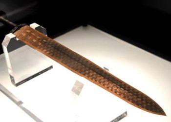 Trung Quốc sản xuất máy đào hầm lớn nhất thế giới nhờ áp dụng kỹ thuật tạo ra thanh kiếm của Việt Vương Câu Tiễn