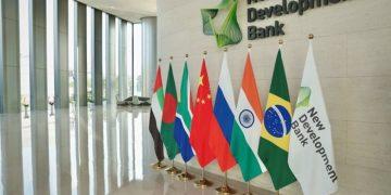 Ngân hàng Phát triển Mới BRICS cung cấp các điều khoản linh hoạt và hỗ trợ hơn IMF