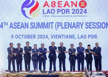 Thủ tướng Phạm Minh Chính dẫn đầu đoàn đại biểu cấp cao Việt Nam tham dự lễ khai mạc Hội nghị Cấp cao ASEAN lần thứ 44, 45