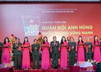 Bảo tàng Lịch sử Quân sự Việt Nam khai mạc Triển lãm “Quân đội anh hùng – Quốc phòng vững mạnh”