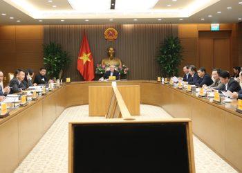 Triển khai Kết luận của Bộ Chính trị về xây dựng trung tâm tài chính khu vực và quốc tế tại Việt Nam