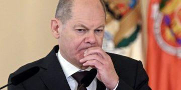 Thủ tướng Đức Olaf Scholz đối mặt với bê bối gian lận thuế 36 tỷ euro