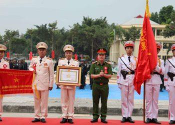 Đoàn Cảnh sát đặc nhiệm số 2 xứng danh Anh hùng lực lượng vũ trang Nhân dân