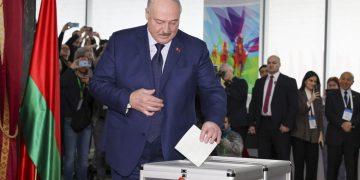 Tổng thống Belarus Lukashenko đắc cử nhiệm kỳ lần thứ bảy