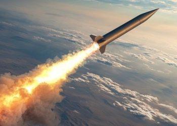 Nga chế tạo thành công tên lửa tầm trung Oreshnik và tên lửa tích bộ binh hợp Solidt