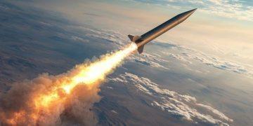 Nga chế tạo thành công tên lửa tầm trung Oreshnik và tên lửa tích bộ binh hợp Solidt