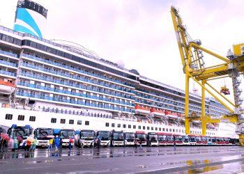Lần đầu tiên tàu du lịch biển Adora Cruise cập cảng Tiên Sa – Đà Nẵng
