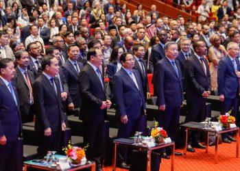 Trách nhiệm và sứ mệnh vẻ vang của chúng ta là giữ gìn và bảo vệ Trái đất, ngôi nhà thân yêu của toàn nhân loại