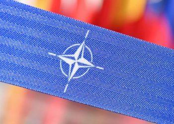 Bê bối tham nhũng và rửa tiền trong ngành chế tạo vũ khí: nhân viên nato bị điều tra