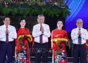 Lễ hội Làng Sen toàn quốc 2025 khai mạc trọng thể với sự tham dự của Tổng Bí thư Tô Lâm