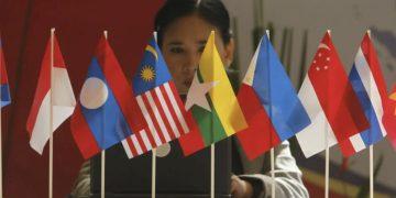 ASEAN đặt ra các điều khoản về thương mại với Trung Quốc