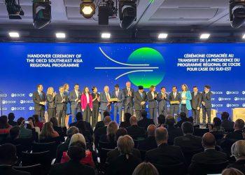 Việt Nam cam kết dẫn dắt hợp tác khu vực bền vững